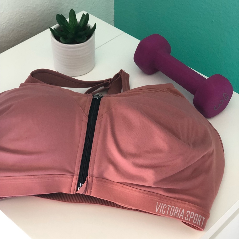Victoria secrets sports bra